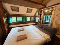 Good Life Dacha Riverside & Parkside Retreat