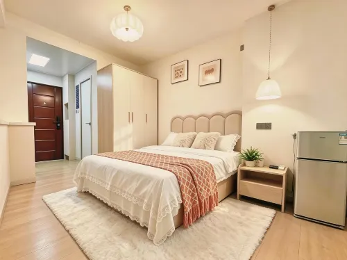 Mr. Mi's Apartment (Two Rivers and Four Lakes) - Condos