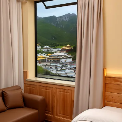Langmusi Gengpan Homestay (Bailongjiang Canyon) Hotels near Aba Prefecture Namo Grand Canyon