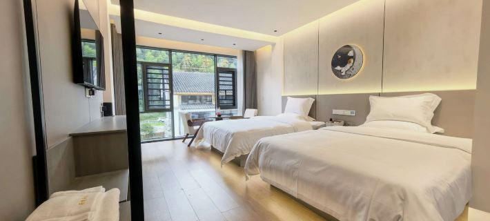 Anjing Yunqi (Mount Fanjing Scenic Area East Gate) Hotels in Jiangkou