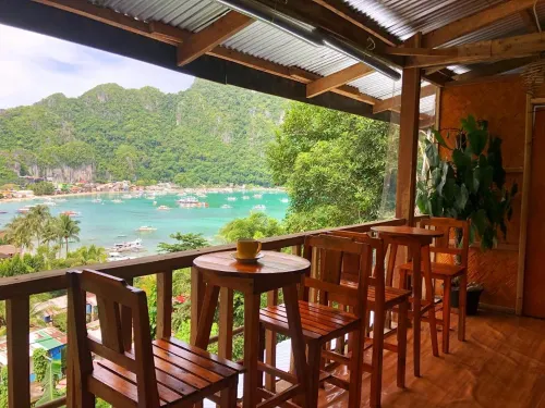 Bale Cabugao Cottages Rental El Nido overlooking Beach - Pensions