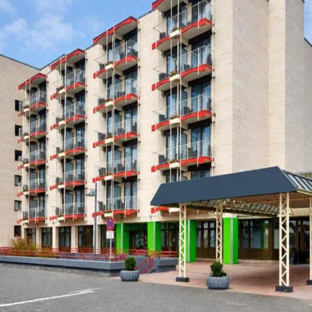 Sunday Hotel Bad Soden Отели рядом с достопримечательностью «Хехст»
