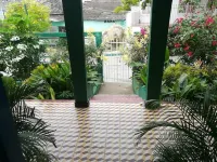Hotelito la Aventura Private ensuite rooms with AC - 2-Star