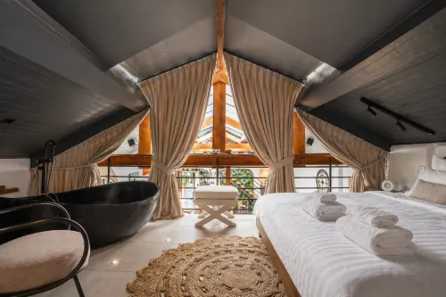 Loft - The Sanctuary of Hermes - بوتيك