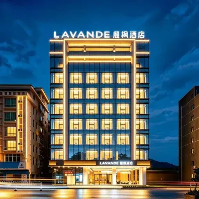 Lavande Hotel (Yunfu Luoding Branch) Hotel in zona Luoding Gymnasium