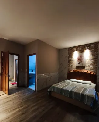 Long hotels - 游泳池
