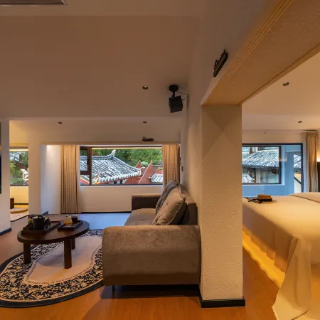 Cloud‑Wutong · Brookside Valley Resort Villa