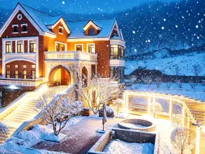 Smelling snow Pavilion