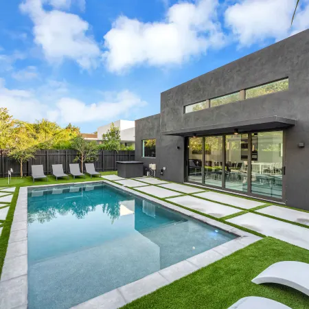Modern Villa | Pool | BBQ | Fireplace