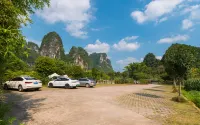 Waterside Boutique Hotel - parking