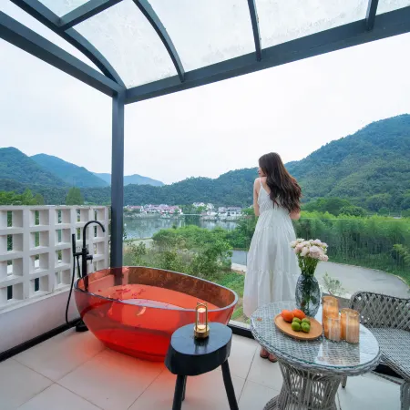 Qinxinhu Resort Bamboo Raft · Waterfall · Swimming Pool · Stream Trekking Family-friendly |