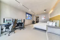 Jinnang Fanyu Hotel (Hangzhou Wulin Square West Lake Cultural Plaza Metro Station Branch) -  Gaming & Esports