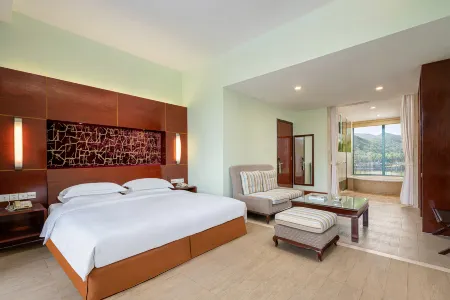 Palm Beach Resort Yalong Bay  Sanya（Tianhong Resort)