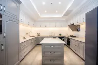 Meishu Yi B&B