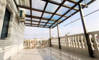 Xiangyuan Xiaoyuan Homestay