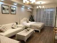 Shun Center Private Film Apartment Hotel (Wuling Square Branch)