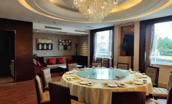 Century Mandarin Hotel