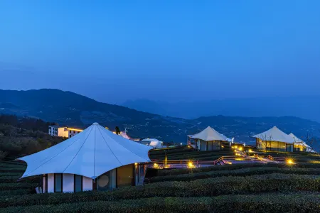 Yichang Xingshanyan Shangchaju Hotel Отели рядом с достопримечательностью «bai yang zhai»