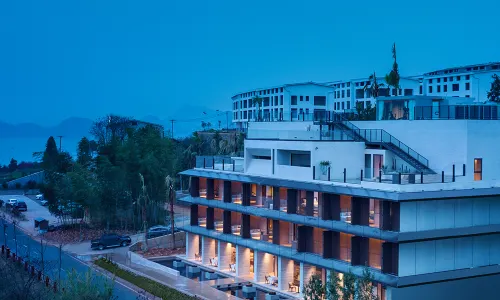 MUNI Muni · Dongjiang Lake Vacation Apartment