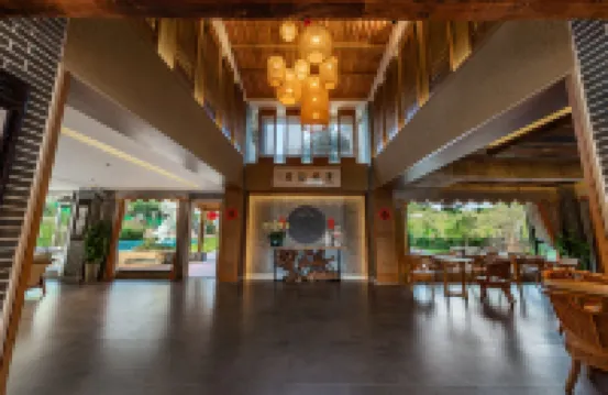 泉鳴山荘（東莞清溪）