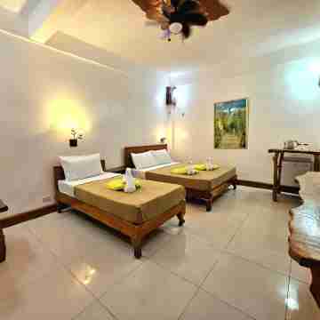 Cocoloco Beach Resort Rooms