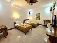 Cocoloco Beach Resort