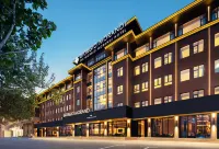 The GiorgioGMorandi Hotel (Impression City Store of Shandong University，jinan) Hotel di Honglou Square
