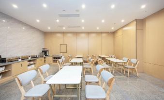 GreenTree Inn (Jingjiang Bus Station)