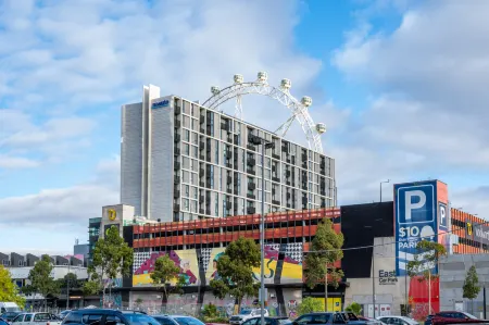 Nesuto Docklands Отели рядом с достопримечательностью «Victoria Police Museum»