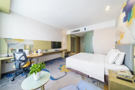 Holiday Inn Express Lhasa Potala Palace Отели рядом с достопримечательностью «Potala Palace»