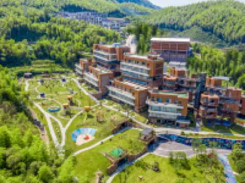 Anji Sky Land  Squirrel Tribe Hotel Hotels in Anji