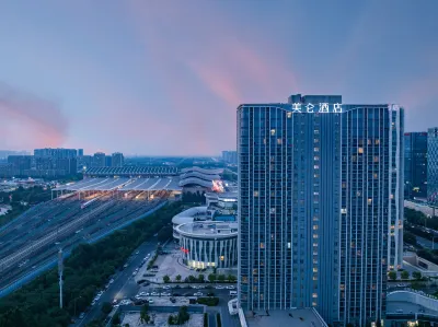 Madison Hotel Jinan West Railway Station Hotell i Huaiyin