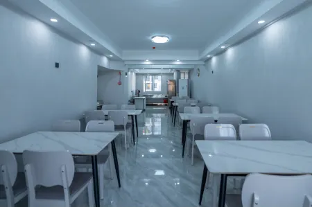 Juxing Business Hotel Отели рядом с достопримечательностью «Shunmei Ceramics Pavilion»