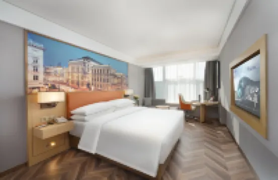 Vienna Hotel (Qingdao West Cost High-speed Railway West Station Branch) Hotels in Qingdao