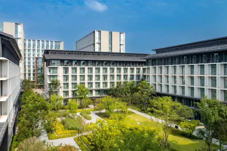 Tianfu International Hotel Complex Rongxiu Courtyard Отели в г. Цзяньян