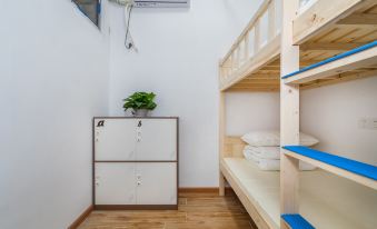 Hangzhou baby Youth Hostel