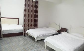 Chuxiong Luchuan Hotel