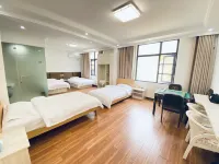 Lushan Xihai Golden Bay Farm Stay Hotels near Guanhu Island Scenic Spot of Mount Lu Xihai