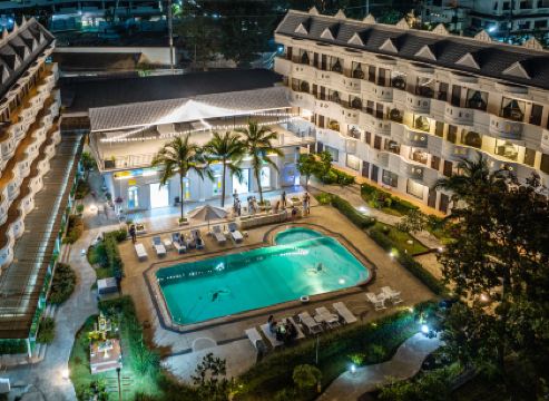 Blue Carina Hotel(Central Phuket)