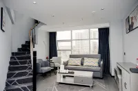 Leshan Yunrong Hotel (Shihao Plaza Branch near Leshan High-speed Railway Station)