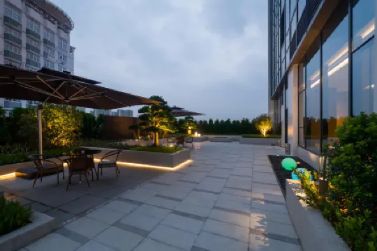 JI Hotel (Maoming Railway Station Fortune Building)