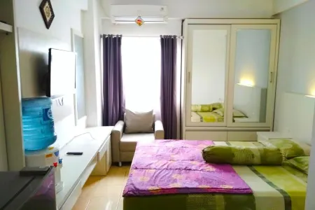 The Suites Metro Apartment by Desta Farispro