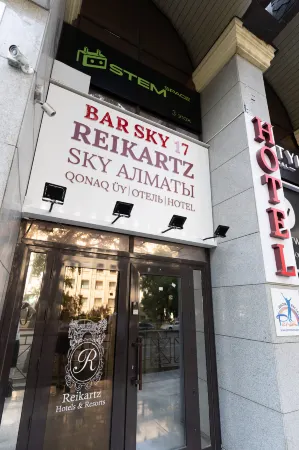 Reikartz Sky Almaty Отели рядом с достопримечательностью «Музей народных музыкальных инструментов им. Ыхласа»