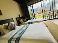 Aunt Bingzhong Luoding's Homestay in Gongshan Hotels in Gongshan Derung and Nu Autonomous County