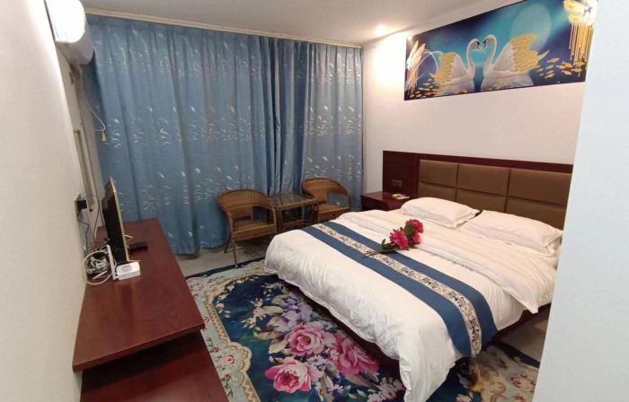 Muli Yinfeng Hotel