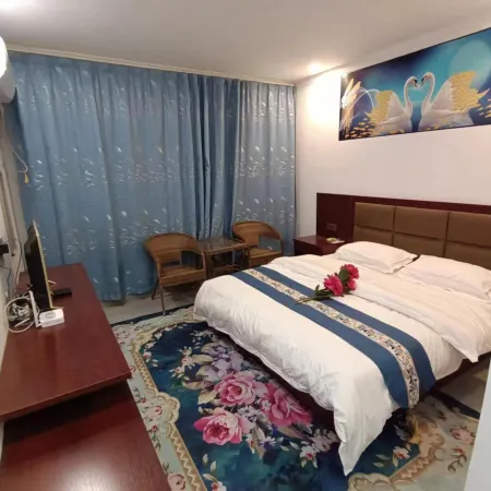 Muli Yinfeng Hotel
