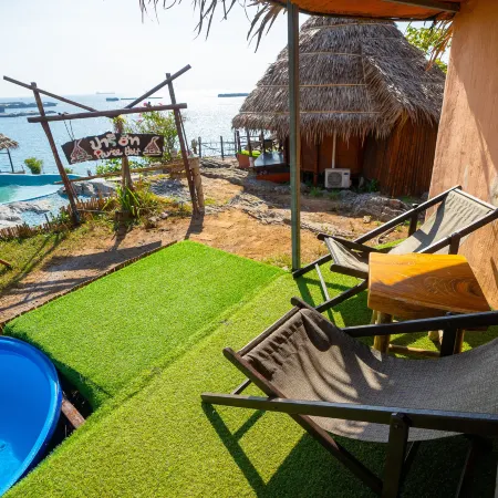 Paree Hut Resort Отели рядом с достопримечательностью «Ко Си Чанг»