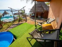 Paree Hut Resort