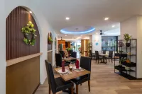 Everyday Hotel Kuta Central - breakfast