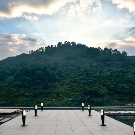 Hongzhushan Hotels & Resorts Chanyi Shanju